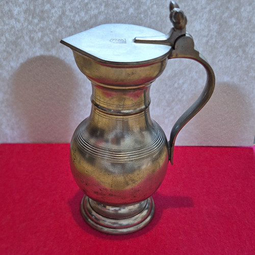Zinnkanne mit klappdeckel - zinnkanne,