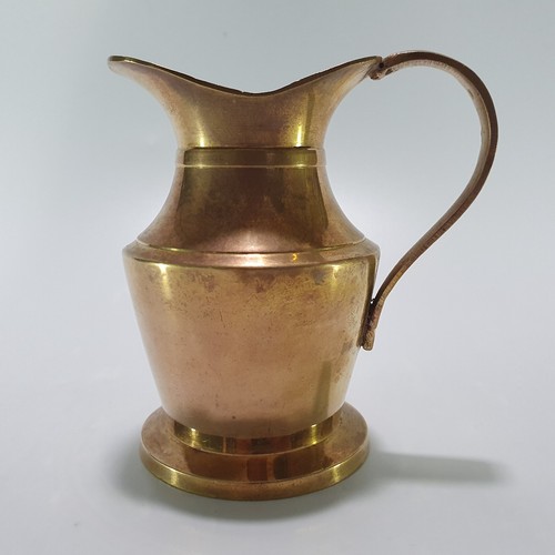 Wasserkanne mit henkel - wasserkanne, krug