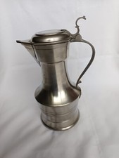 Zinnkanne mit Deckel aus