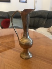 Messingkanne graviert mit