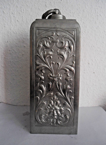 Alte zinnflasche mit - alte,