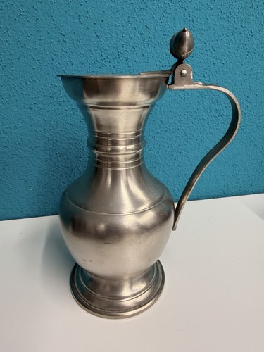 Vintage zinnkanne mit deckel - vintage,
